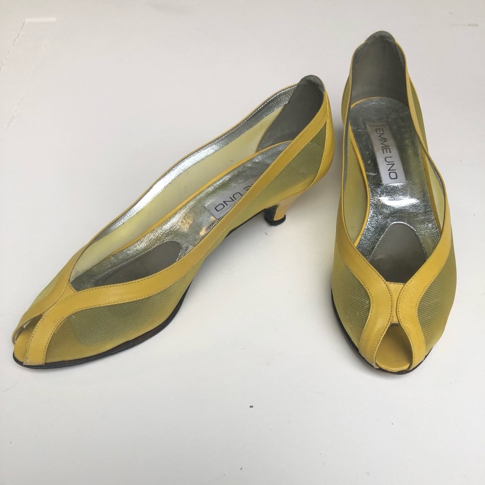 Vintage 1980s Italian Yellow Net Open Toe Shoe Princess Heel Size 7B